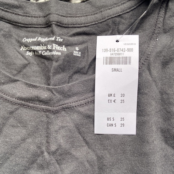 Cropped boyfriend tee - Picture 2 of 2